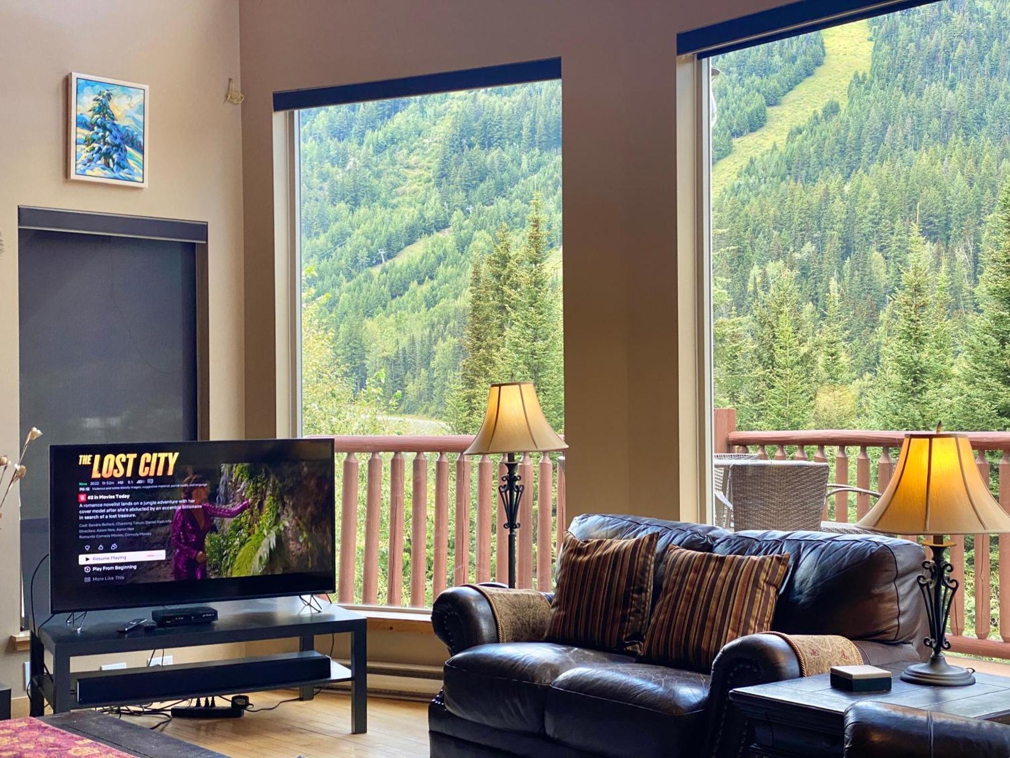 Morrisey Chalet At Sun Peaks Buitenkant foto